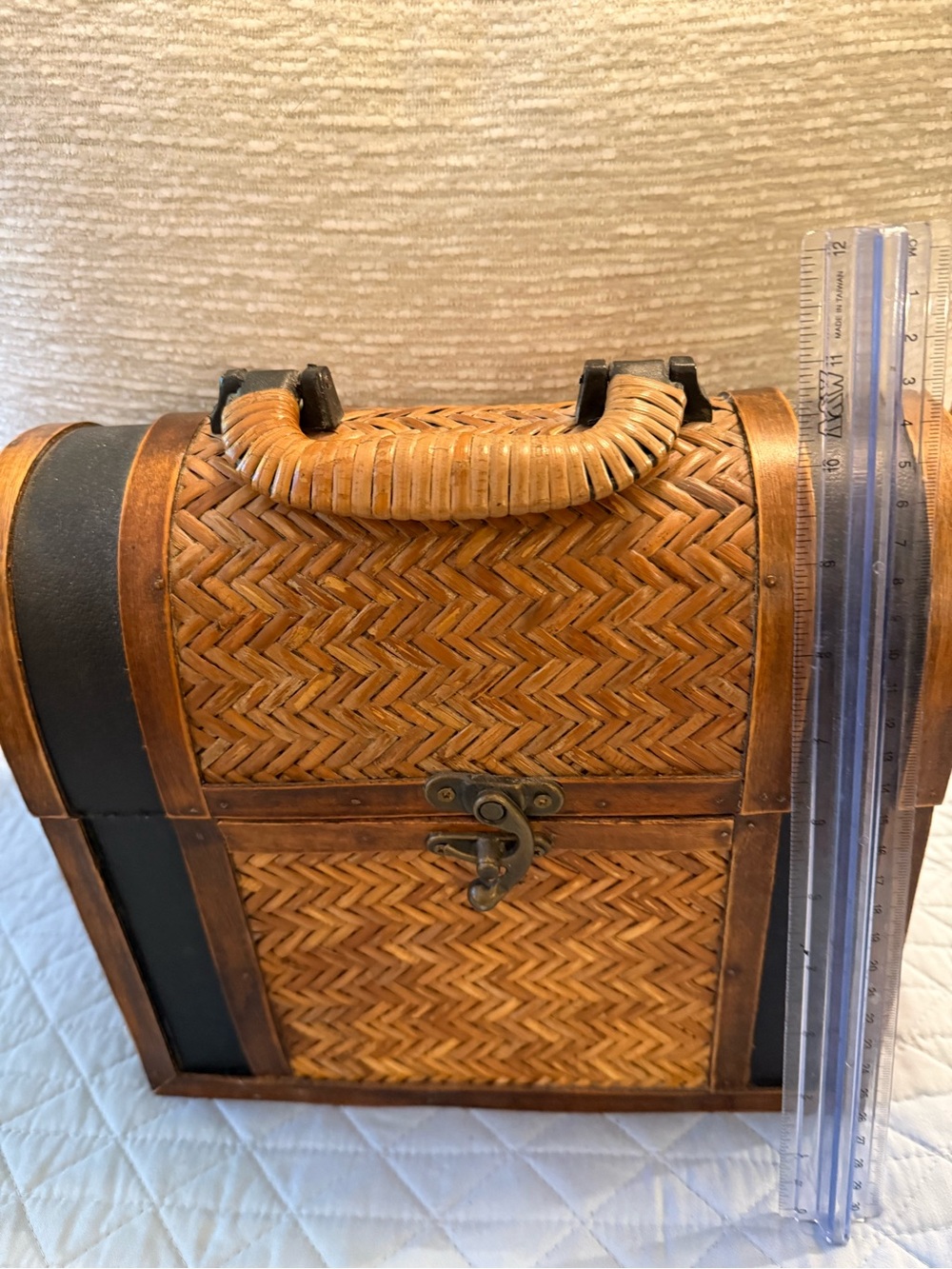 Woven Bamboo Decorative Storage Trunk in Natural Brown